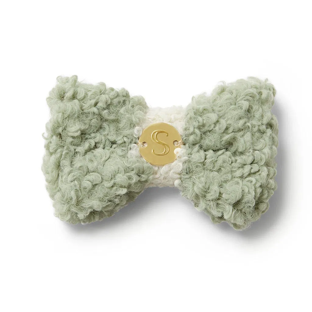 Hanyang OEM Manufacturer Fashinable Plush Velvet Dog Bowtie Soft Velvet Dog Accessories Winter Pet Dog Bowtie