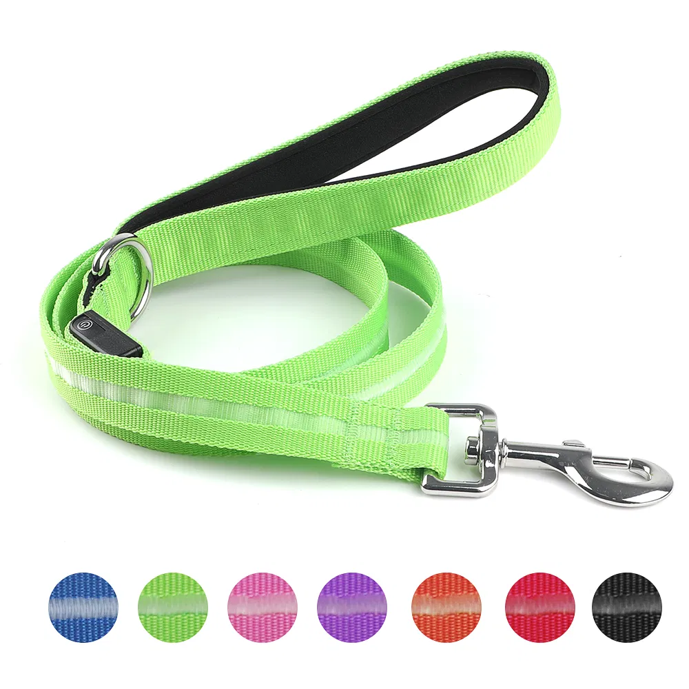 Factory Wholesale LED Light up Pet Accessories Leash Flashing Dog Rope Leash Rechargeable Adjustable Luminous Dog Leash