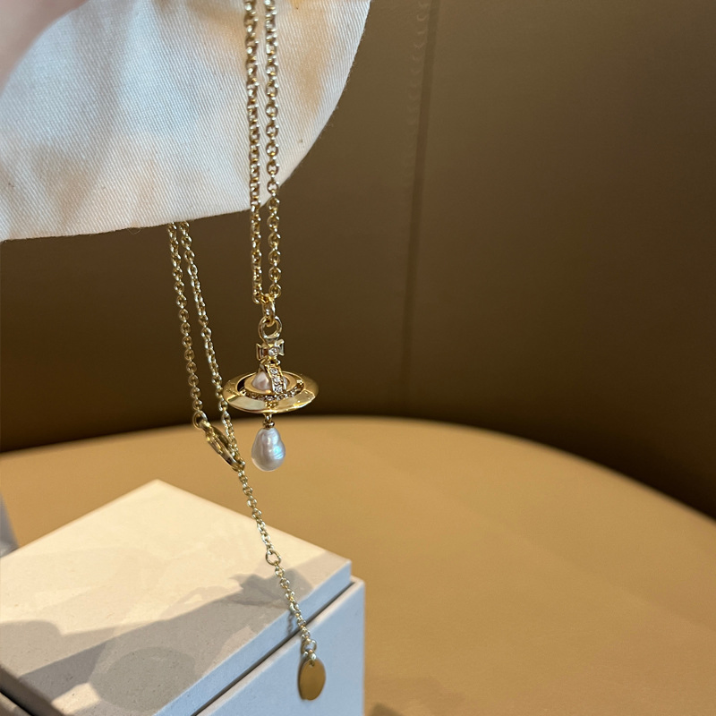 Stereoscopic UFO Saturn Water Drop Pearl Necklace Female Baroque Pearl Neck Chain