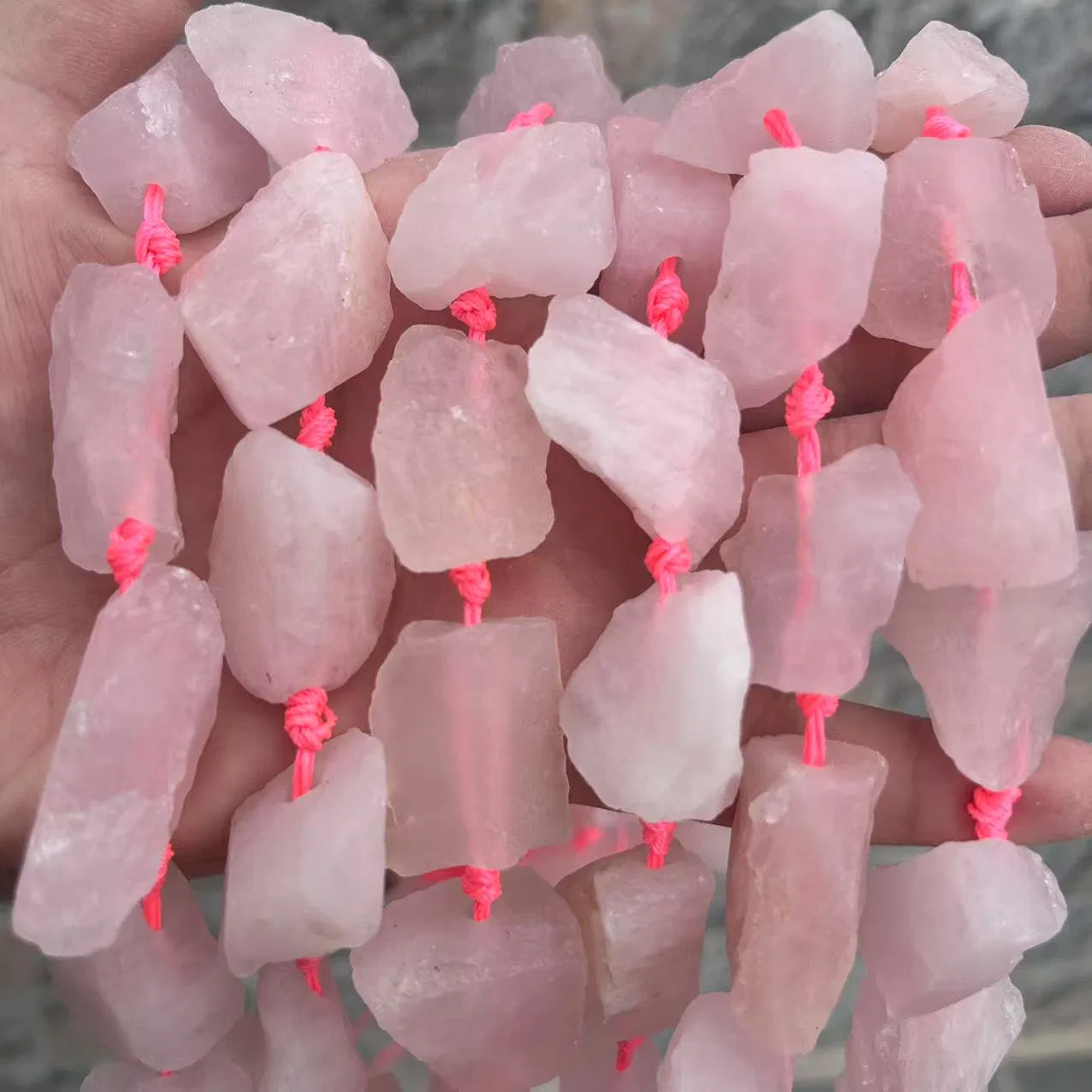 Natural Irregular Unpolished Rough Raw Stone Crystal Beads for DIY Jewelry Accessories