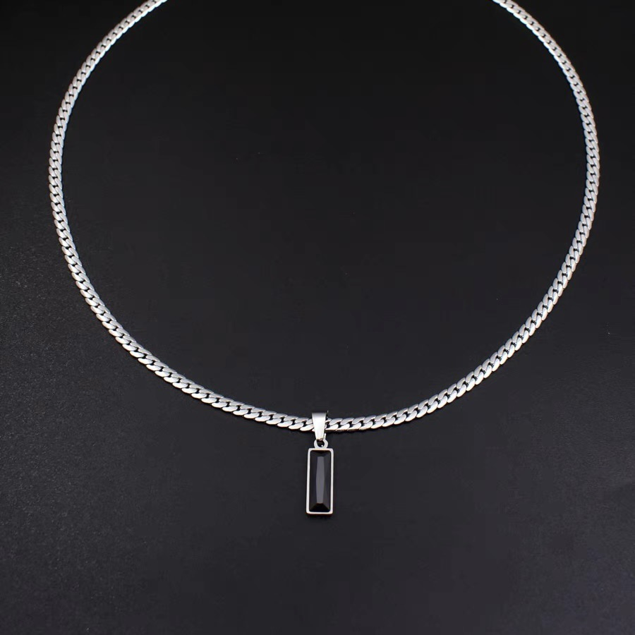 New Black Zircon Pendant Necklace, Minimalist Snake Bone Chain Choker, Unisex Hip Hop Jewelry