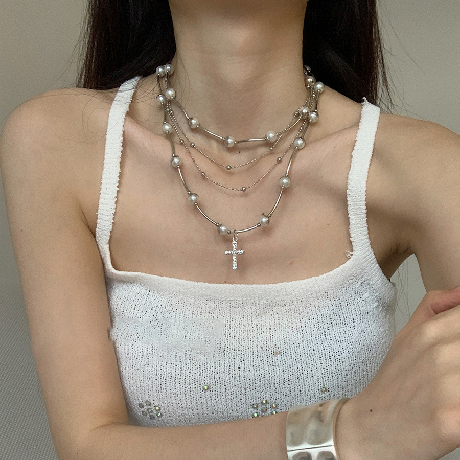 Sweet and Cool Temperament Multi-Layered Pearl Cross Necklace Light Luxury Collarbone Chain Fashionable Retro Necklace