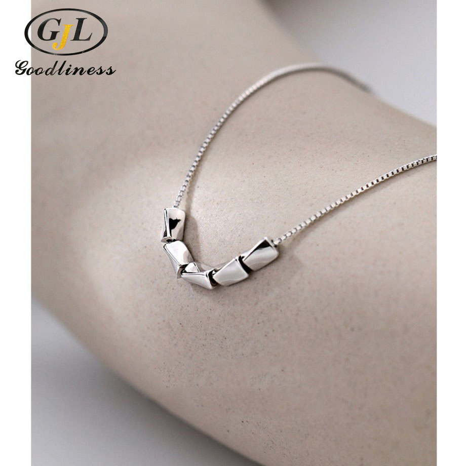 2023 New Light Luxury Collarbone Female Design Sense Choker