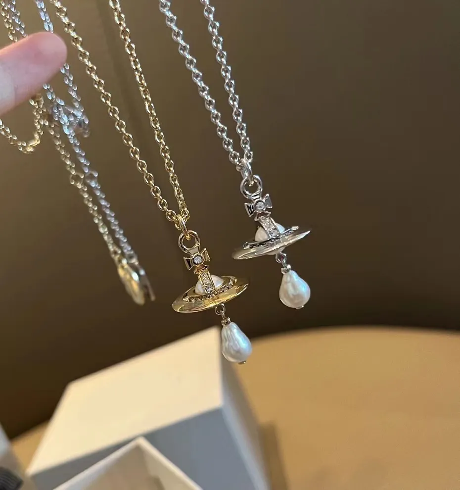 Pearl Necklace View 2