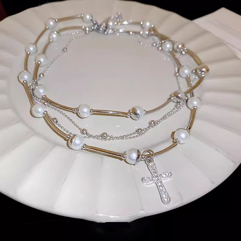Sweet and Cool Temperament Multi-Layered Pearl Cross Necklace Light Luxury Collarbone Chain Fashionable Retro Necklace