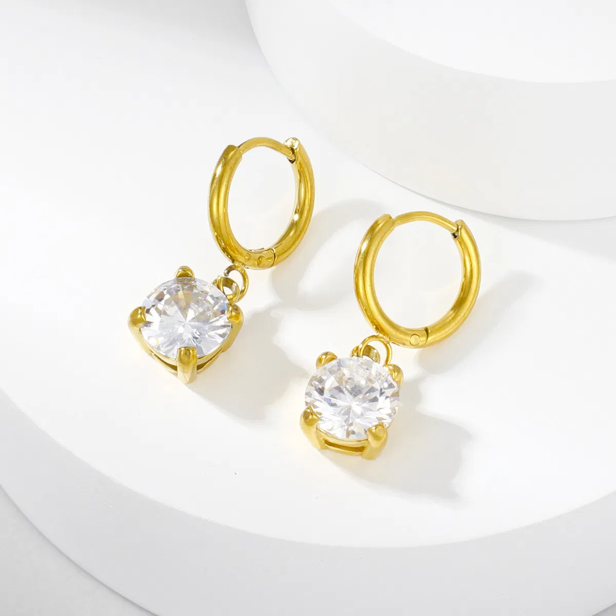 Vintage Baroque Pearl Drop Earrings Elegant Stainless Steel Petal Design Women's Fashion Jewelry