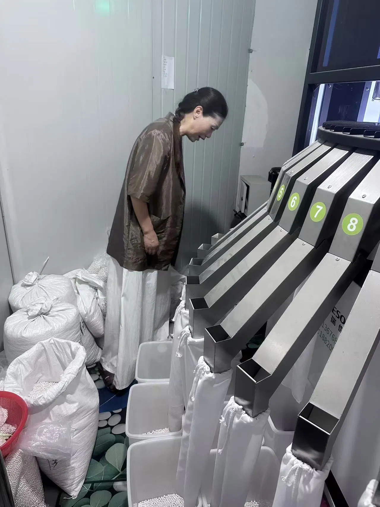 Machine Preliminary Sorting