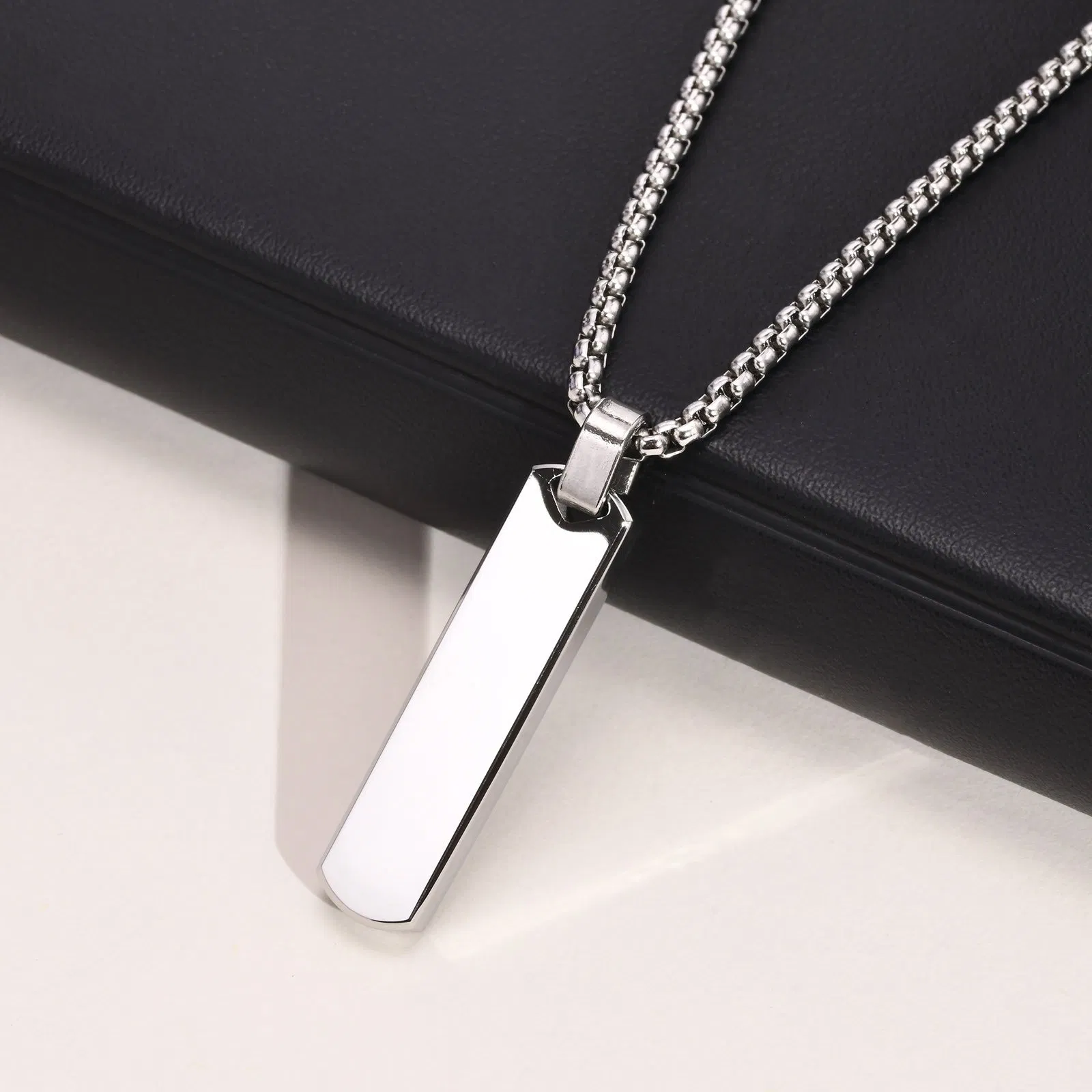 Engraveable Jewelry Minimalist Pendant Stainless Steel Three-Dimensional Rectangular Geometric Necklace Jewelry for Men Pn1676