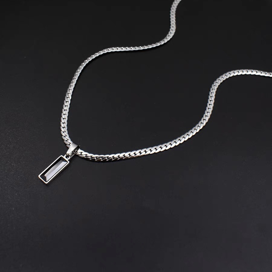 New Black Zircon Pendant Necklace, Minimalist Snake Bone Chain Choker, Unisex Hip Hop Jewelry