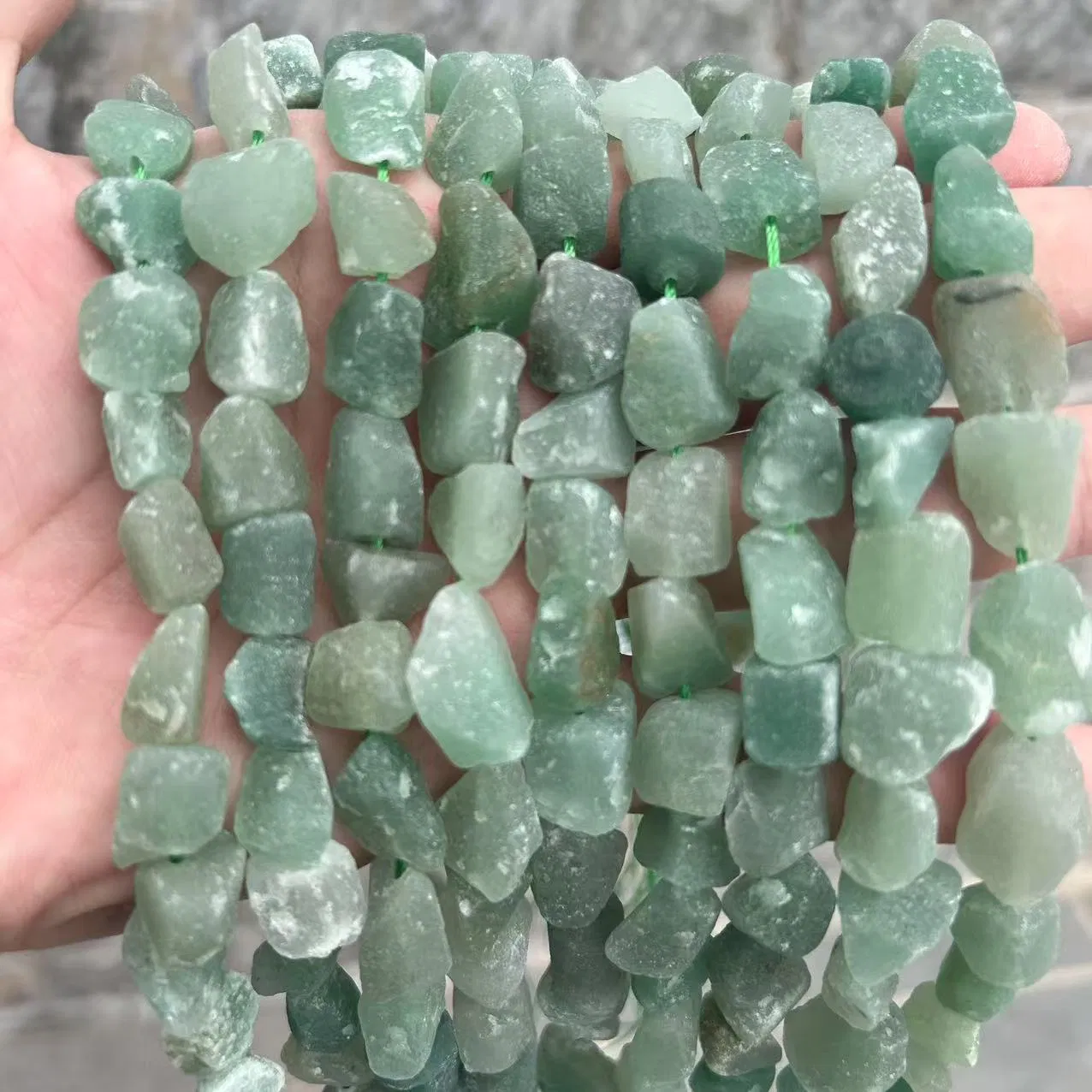 Natural Irregular Unpolished Rough Raw Stone Crystal Beads for DIY Jewelry Accessories