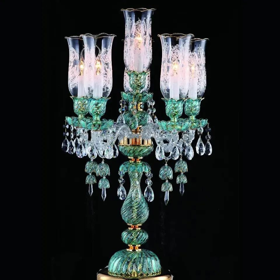 Detailed Light 4