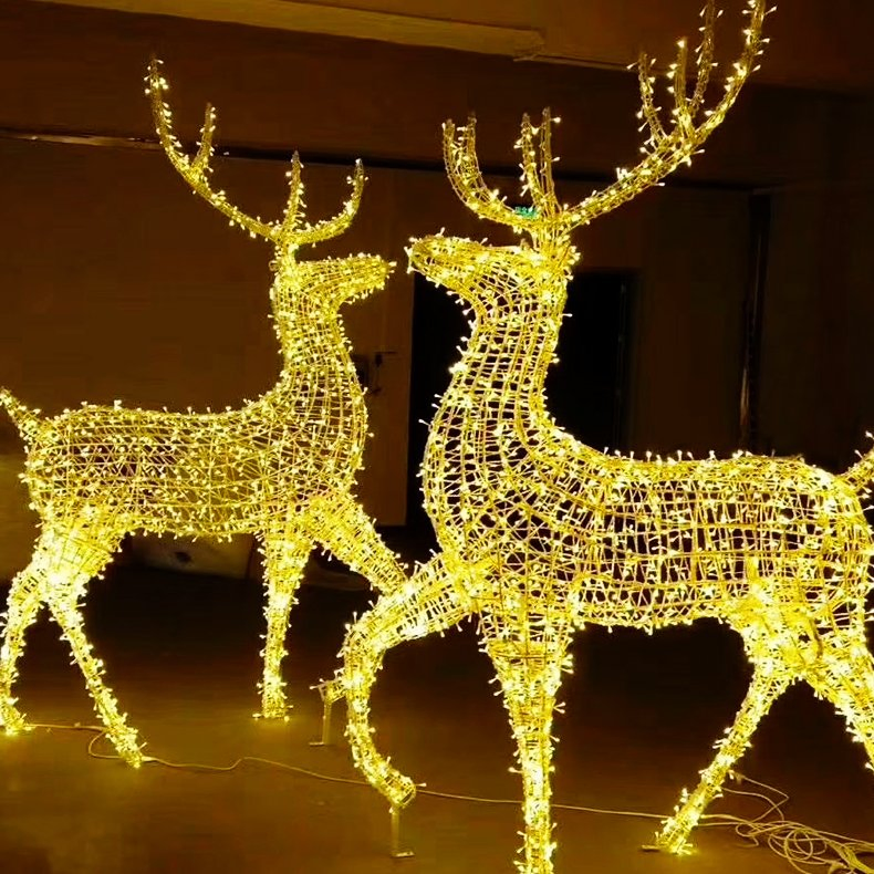 Outdoor Giant Christmas LED Lighting Arches / Reindeer Motif Lights / Santa Claus Decorative Lighting for Sale