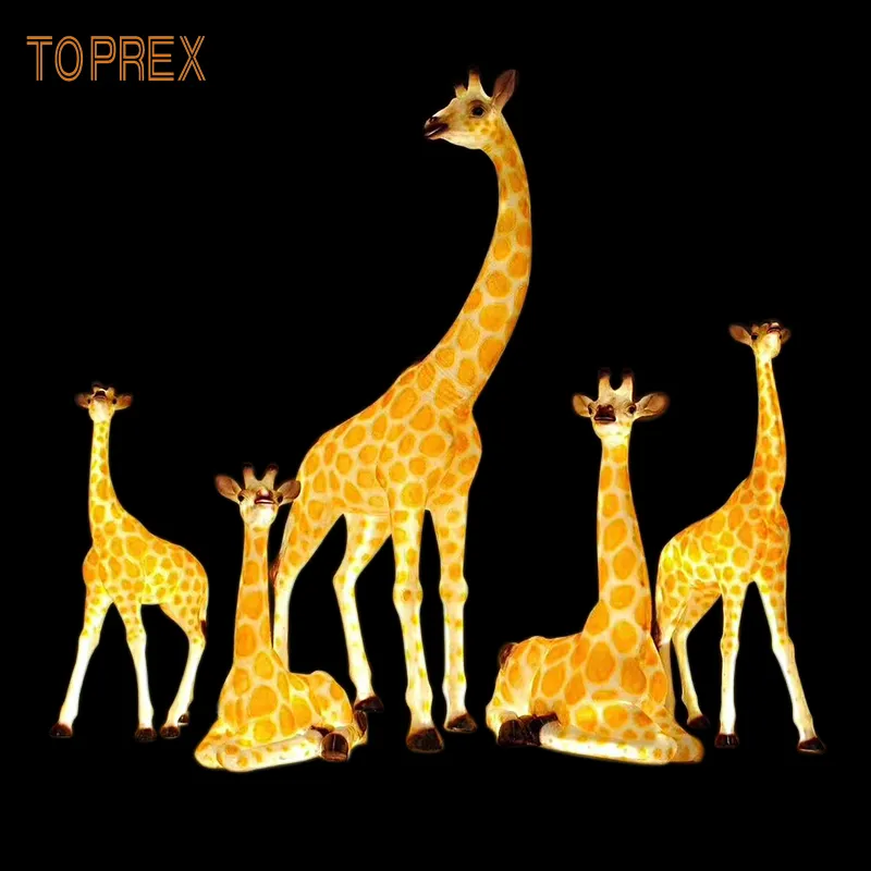 Giraffe Light Detail 1