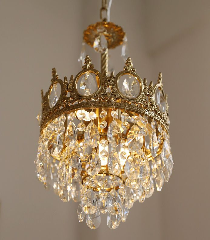 Modern Indoor Dinner Table Center Decorative Light Crystal Chandelier Villa Hotel Restaurant House Use Chandelier Lighting