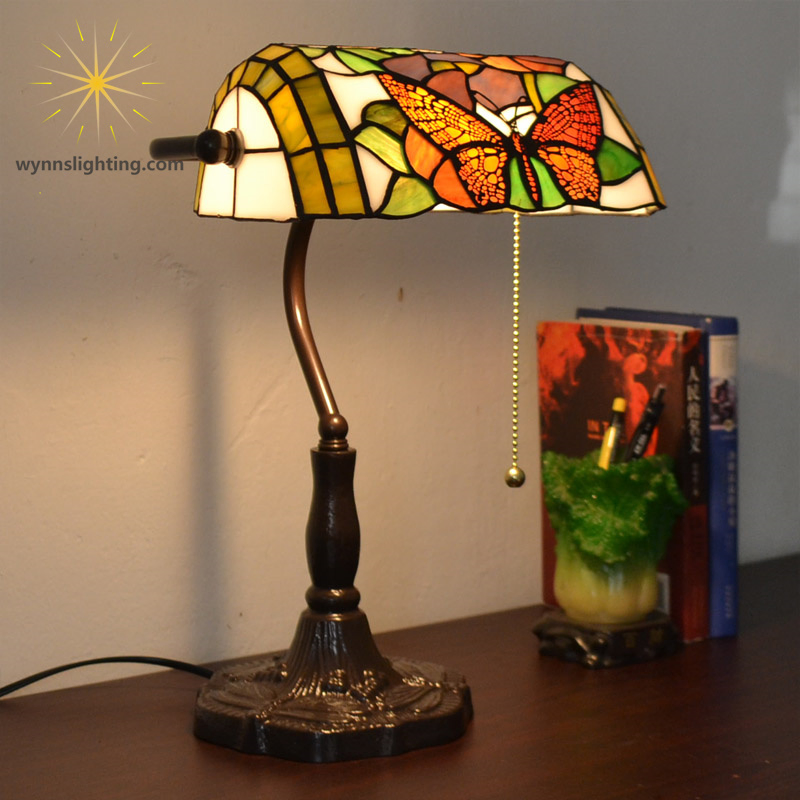 Tiffany Lamp Bedside Metal Glass Light LED Table Lamp Luxury Modern Decorative Desk Lighting