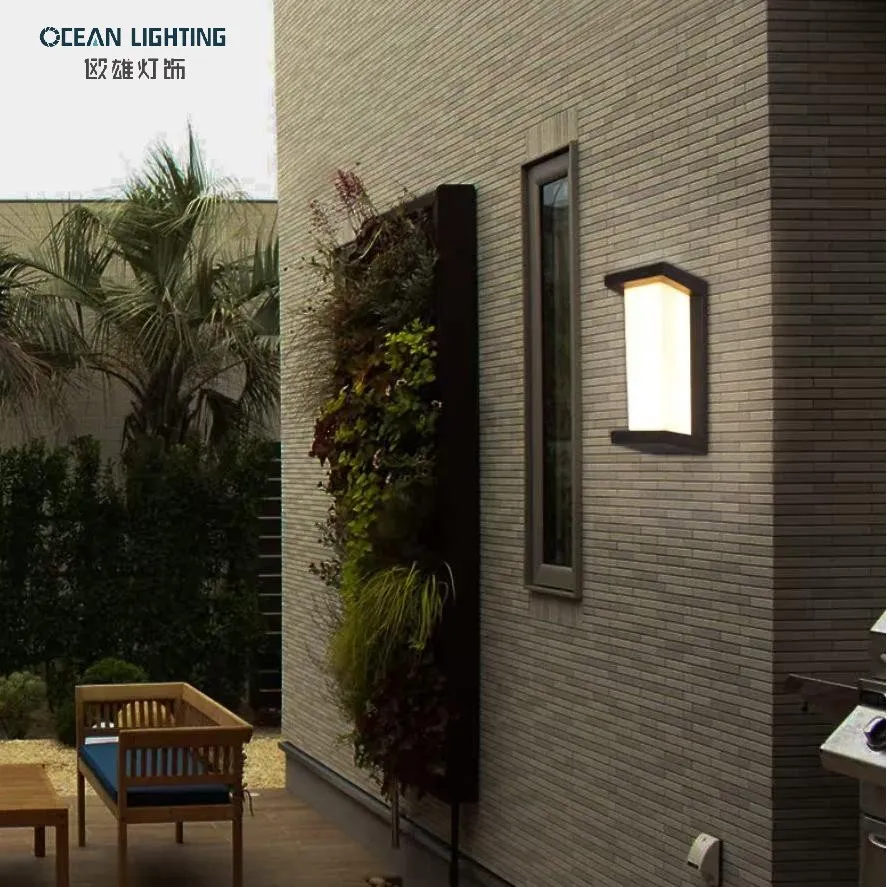 Wall Lamp View 6