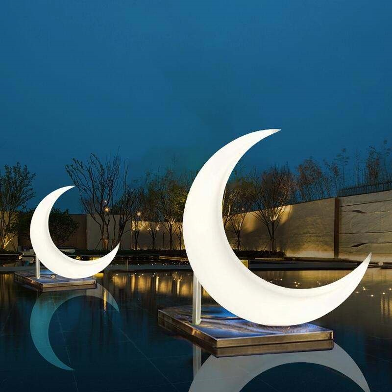 Solar Powered LED Crescent Moon Night Light Outdoor Furniture's Giant Half-Moon Garden Floor Lighting for Park Decorative Lamp