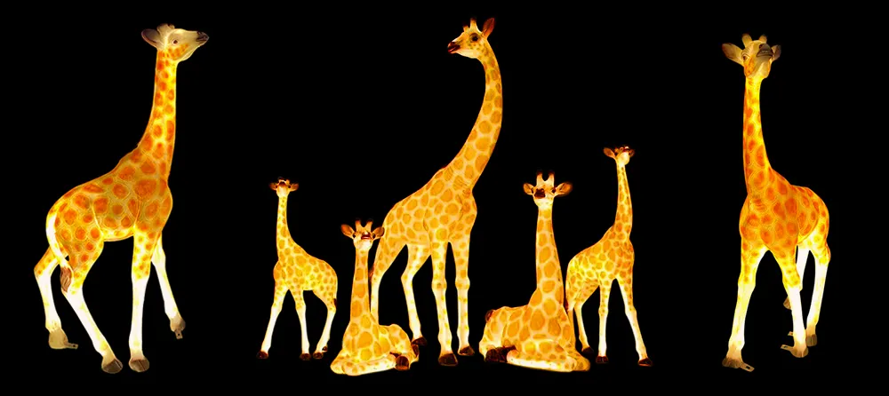 Resin Simulation Giraffe Sculpture