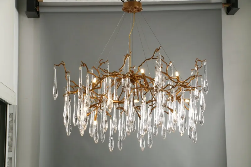 Chandelier Detail 4