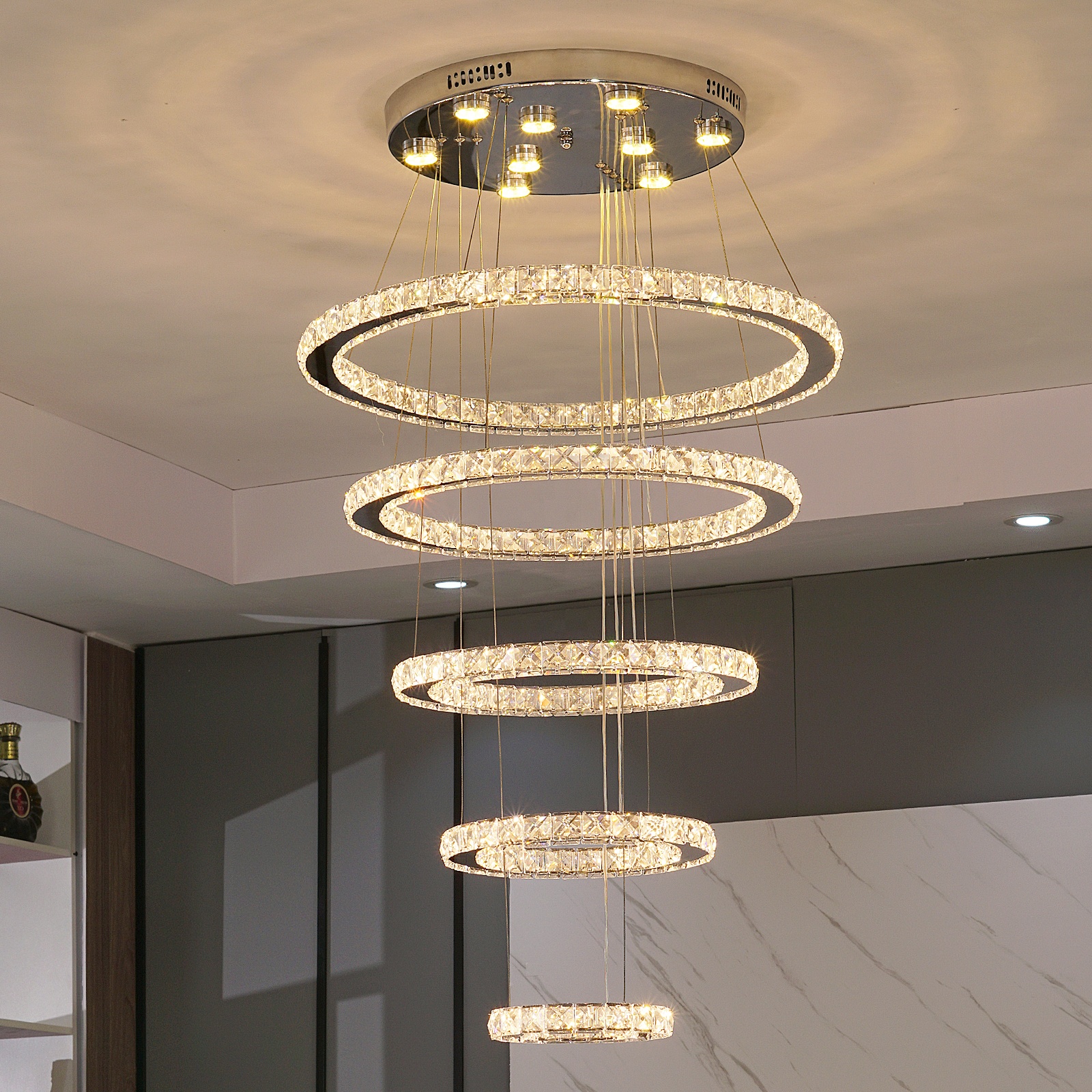Nordic Circular Pendant Creative LED Ring Chandelier for Hotel Lobby High Ceiling Home Restaurant