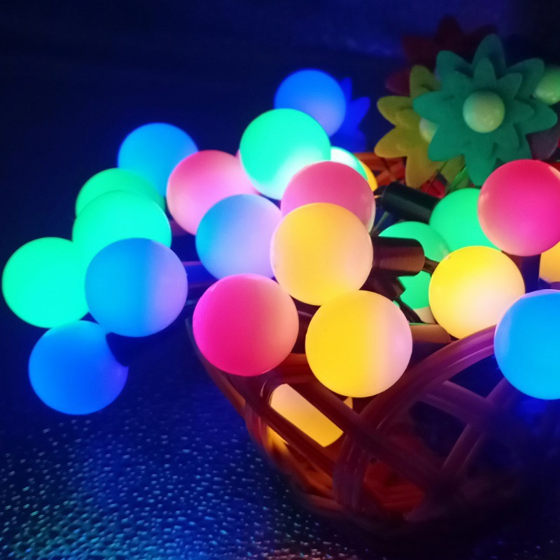 220V High Quality Decorative Round Ball Christmas String Lighting