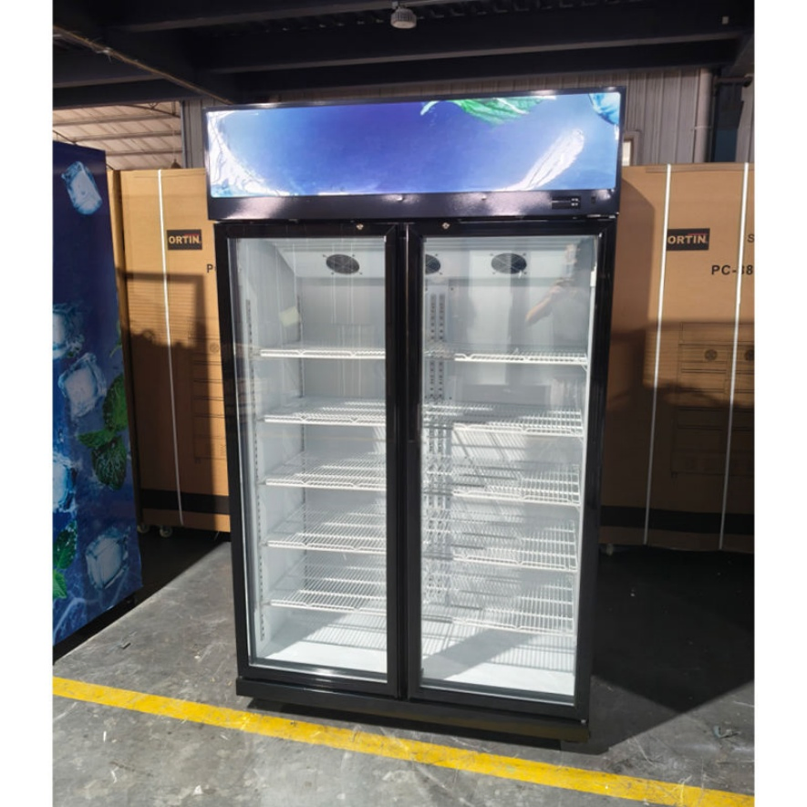 305W 900L Durable Efficient Double-Door Refrigerated Beverage Display Cabinet