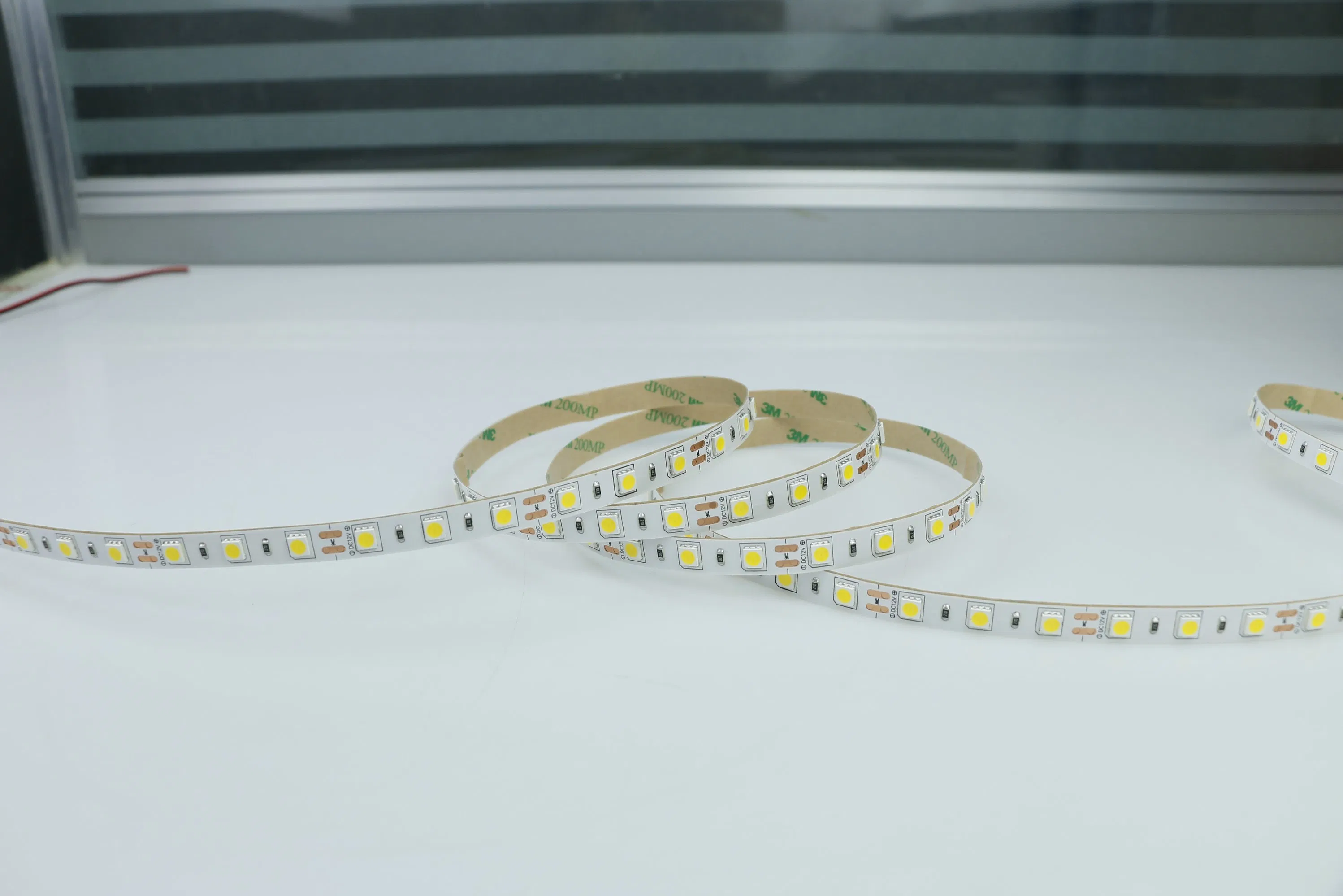 CRI>95 LED Strip IC Built-in Programmable Lighting Without Resistor 12V 24V 36V SMD2835 Max 30m Length LED Strip