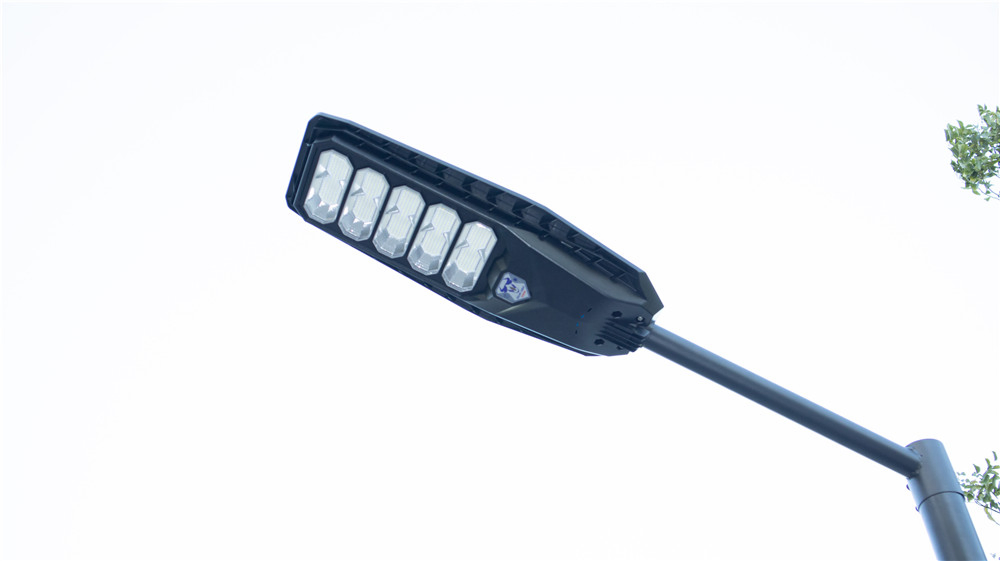 Wholesale Streetlight Panel Integrated Road Garden Solar Street Light for Civil Use