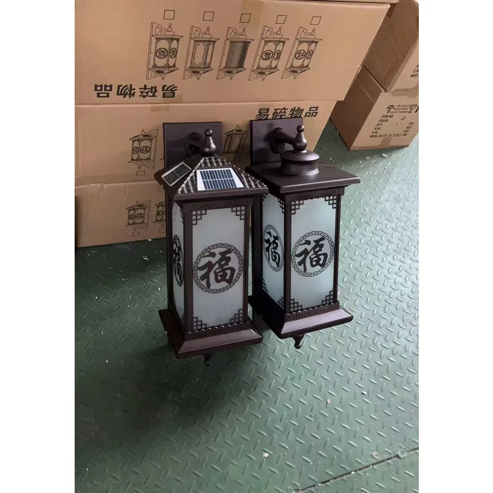 Adjustable Color Temperature Wind Resistant Design Outdoor LED Garden Solar Wall Light for Rock Garden Accent Lighting