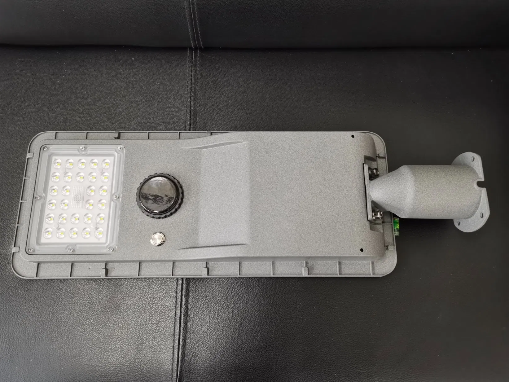 Best Selling Solar LED Street Light for Outdoor Garden Main Road Lighting