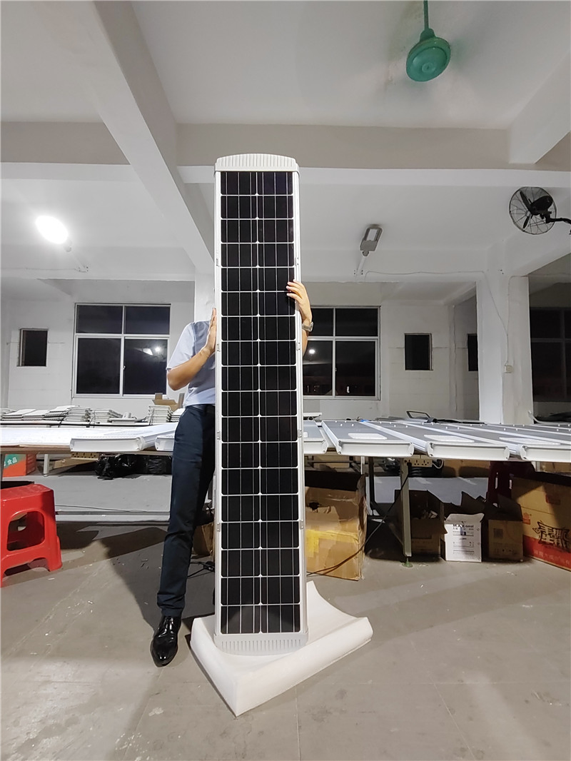 High Brightness 100watt 120W 150W IP67 Waterproof LED Outdoor All in One Integrated Solar Power Garden Road Street Light with LiFePO4 Battery