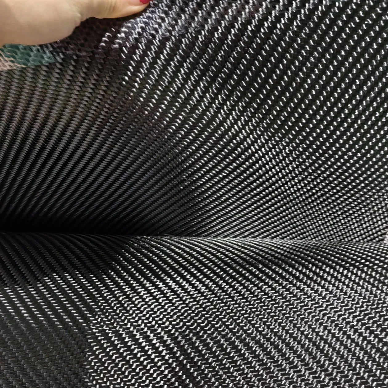 12K 600GSM Twill Carbon Fiber Cloth Roll for Automotive Parts