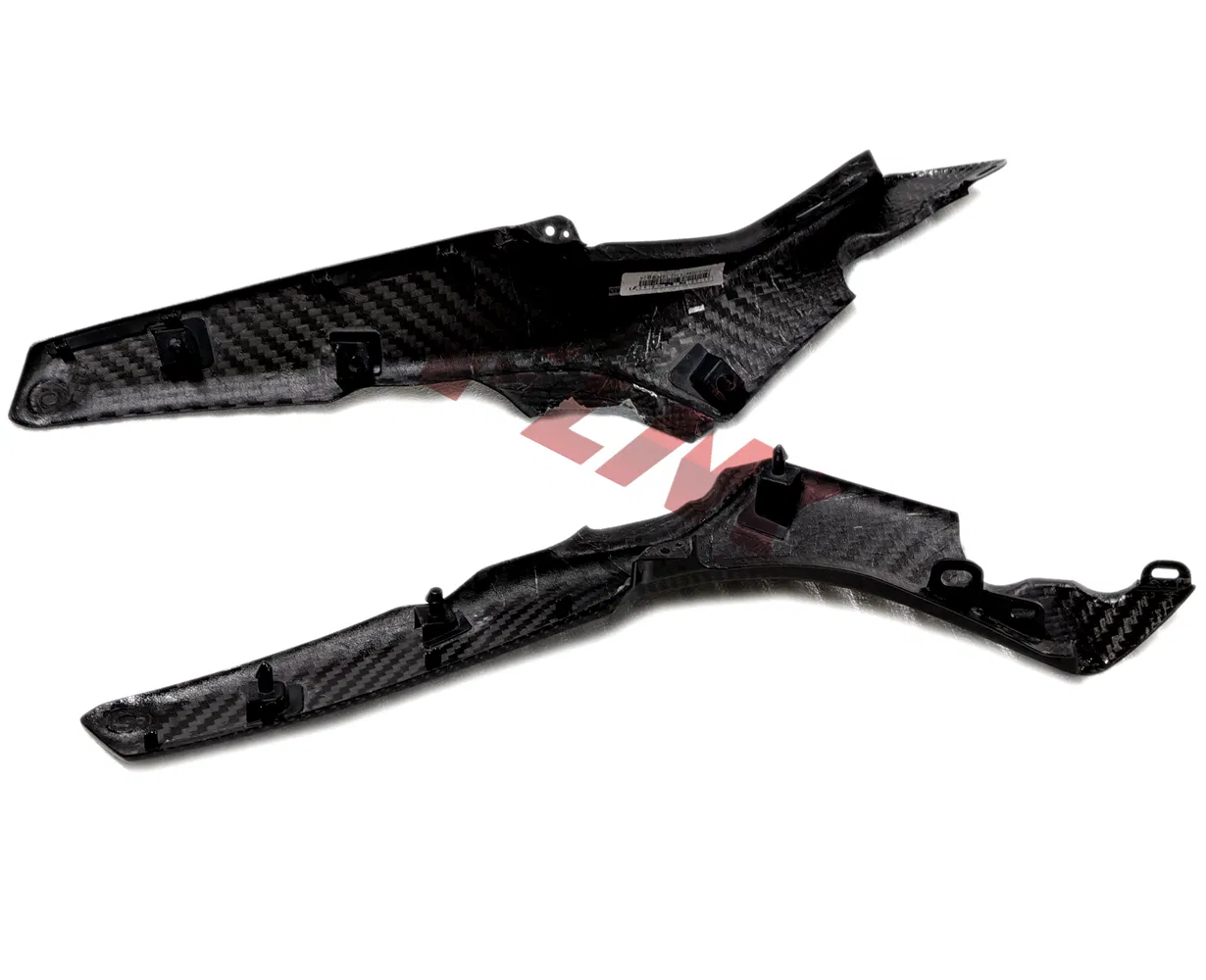 100% Full Carbon Fiber Part Motorcycles Accessories Tank Side Panels for YAMAHA R7 2022+