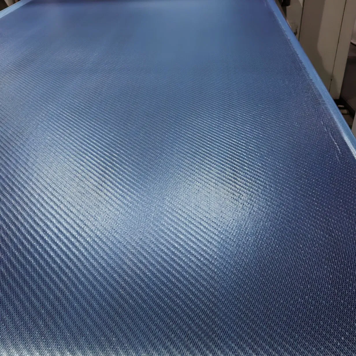 600GSM 42%RC Prepreg Twill Carbon Fiber Cloth for Automotive Parts