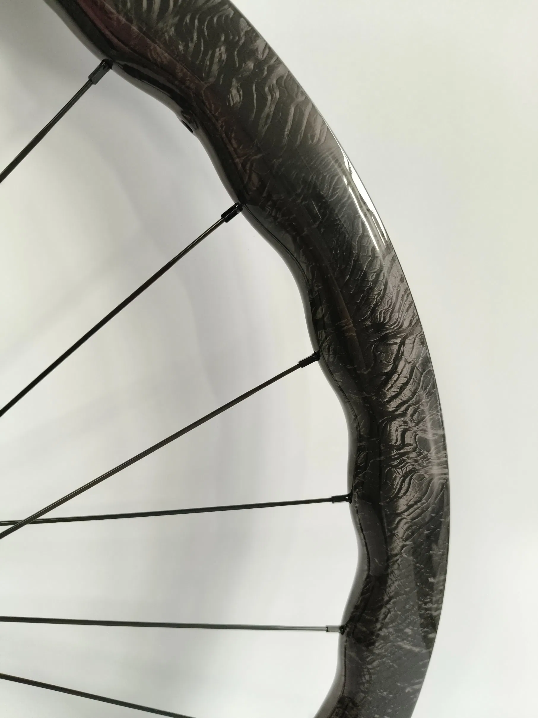 Supper Lightweight 700c Design Tubeless Wheels for Road Bikes