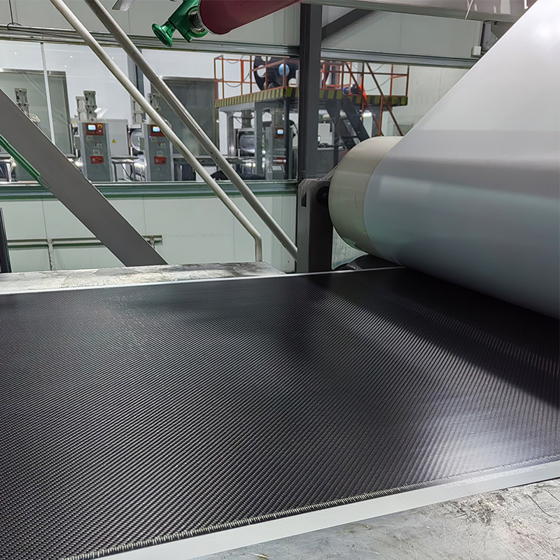 215GSM 33%RC Resin Content Twill Weave Carbon Fiber Fabric Prepreg