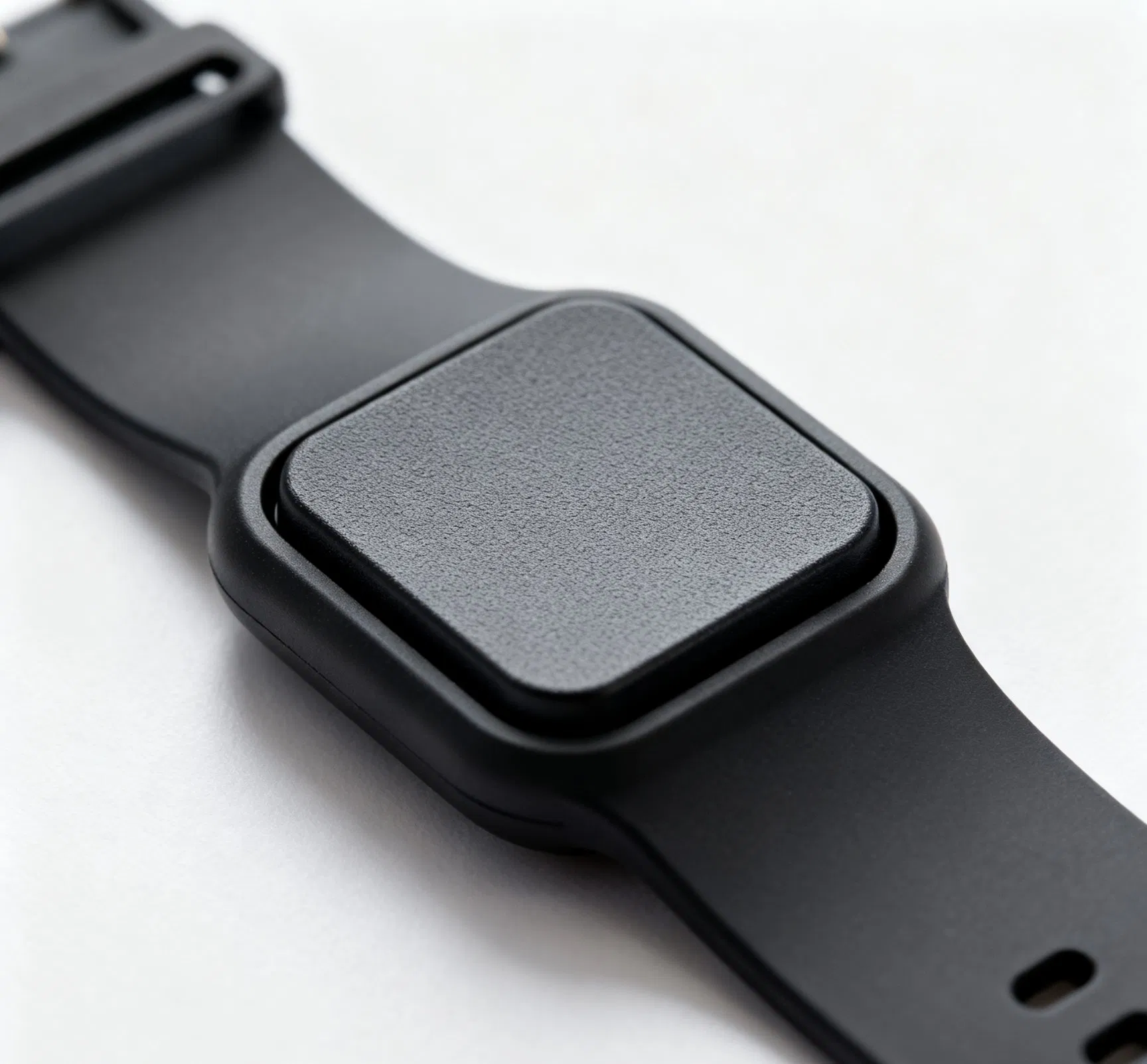 Customizable Plastic Cases for Electronic Products and Devices