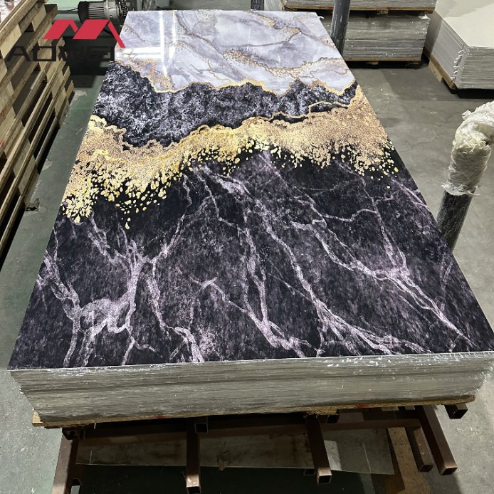 Stylish Carbon Fiber WPC/PVC Cladding Wall Panels with Glossy Marble Finish