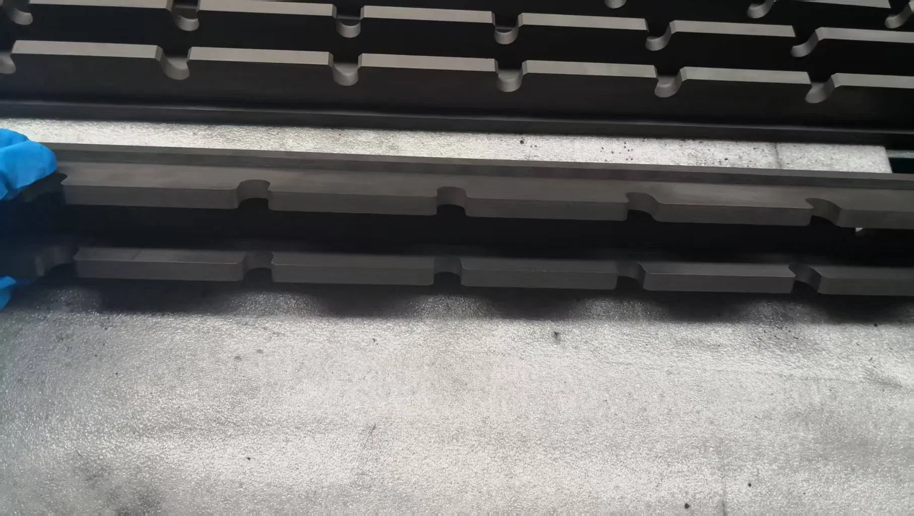 High-Temperature Resistant Graphite Structural Components with Customized Sizes and Shapes, Suitable for