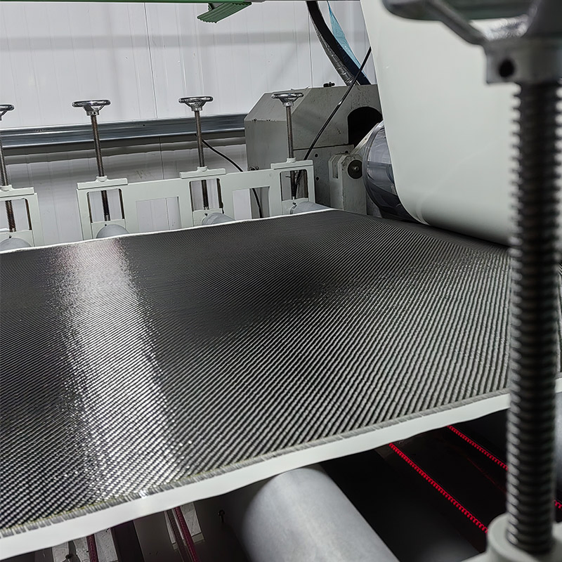 200GSM 42%RC Resin Content Twill Weave Carbon Fiber Fabric Prepreg