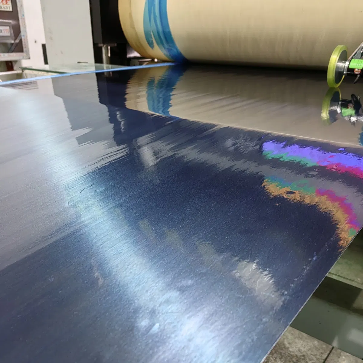 RC35% 300GSM Ud Carbon Fiber Prepreg Roll for Automobile Parts