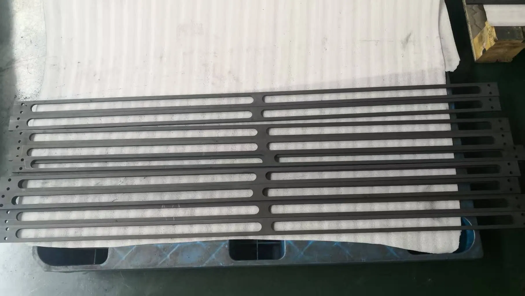 High-Temperature Resistant Graphite Structural Components with Customized Sizes and Shapes, Suitable for