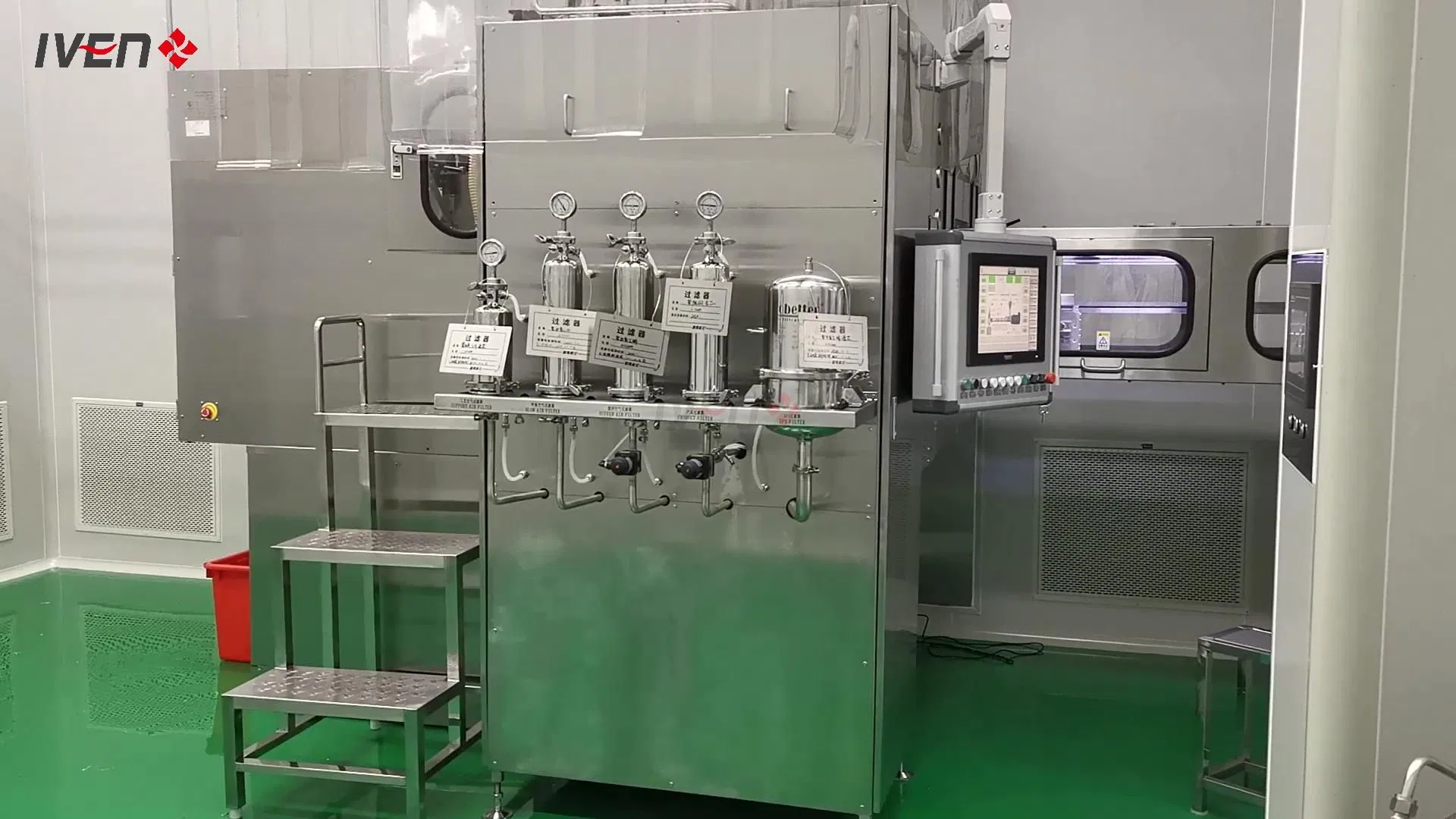 PE/PP Liquid Filling Equipment System Bfs Plastic Bottle Sealing Automation Unit