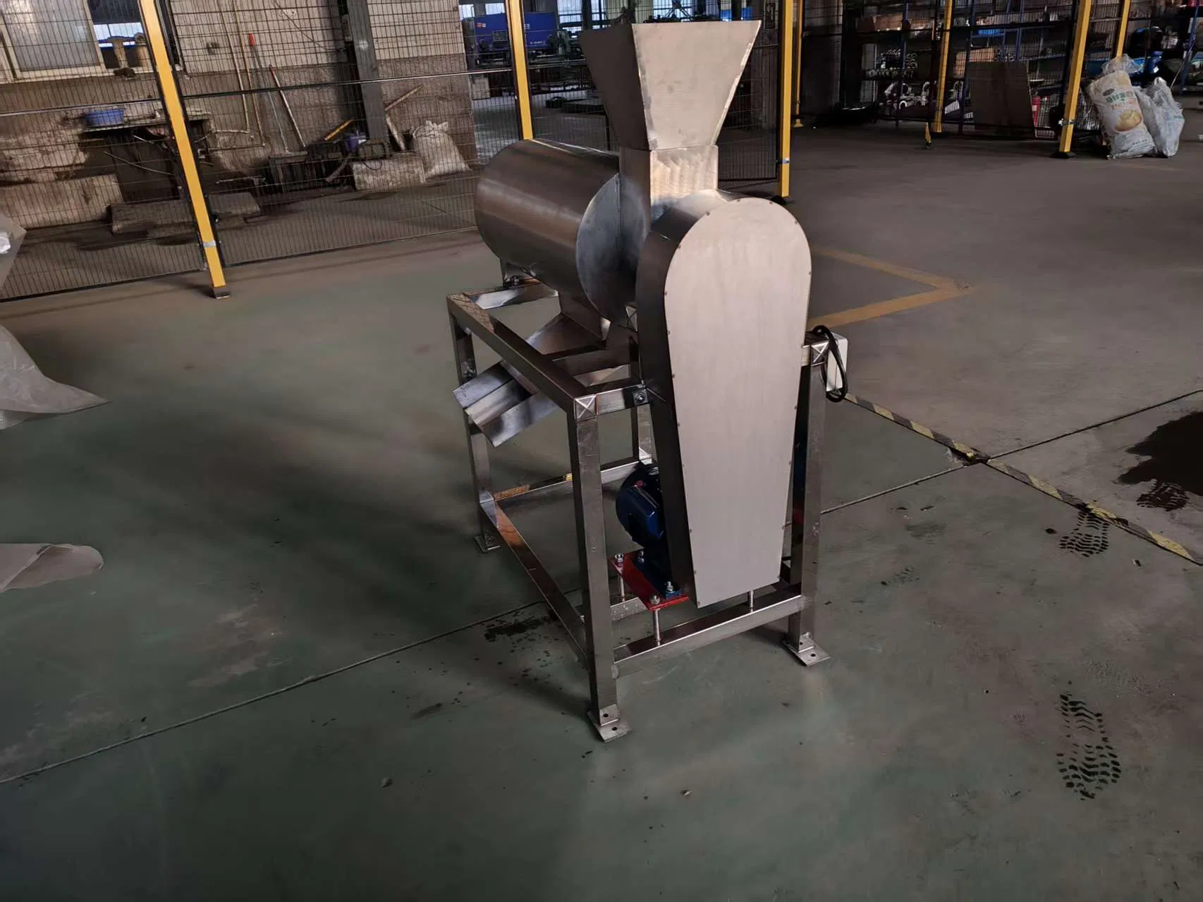 Industrial Fruit Apple Banana Juicing Extractor Commercial Processing Pulping Machine