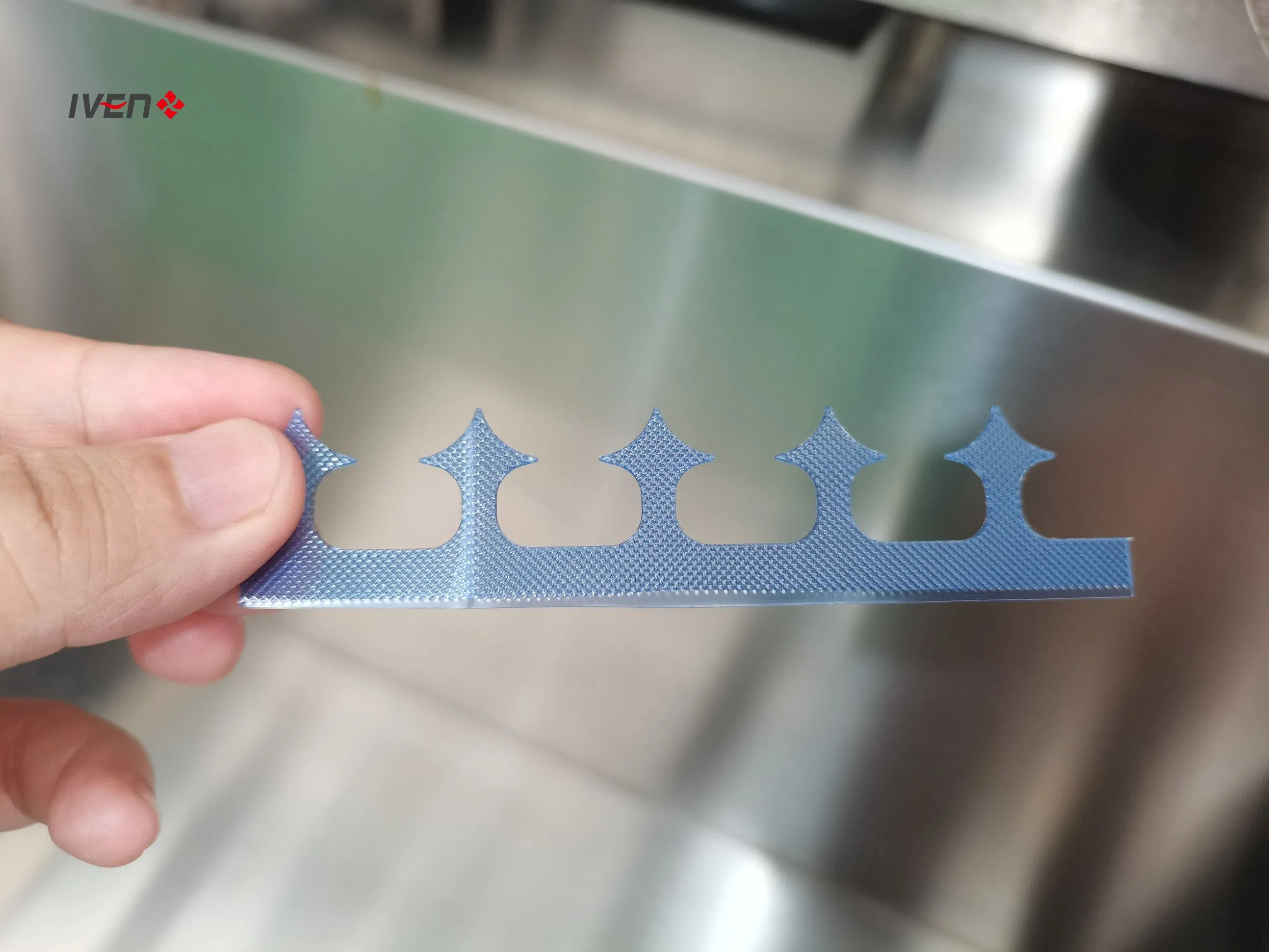 Good Price Multiple Varieties Forming Shaping and Sealing Equipment /Automated Packaging System Bottle Filling and Sealing Industry