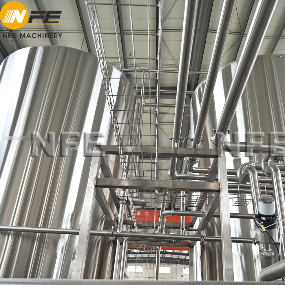 Professional Automatic Beverages Mixing and Batching System with Pasteurizer and CIP System Juice Blending Mixing Tanks Batching Equipment