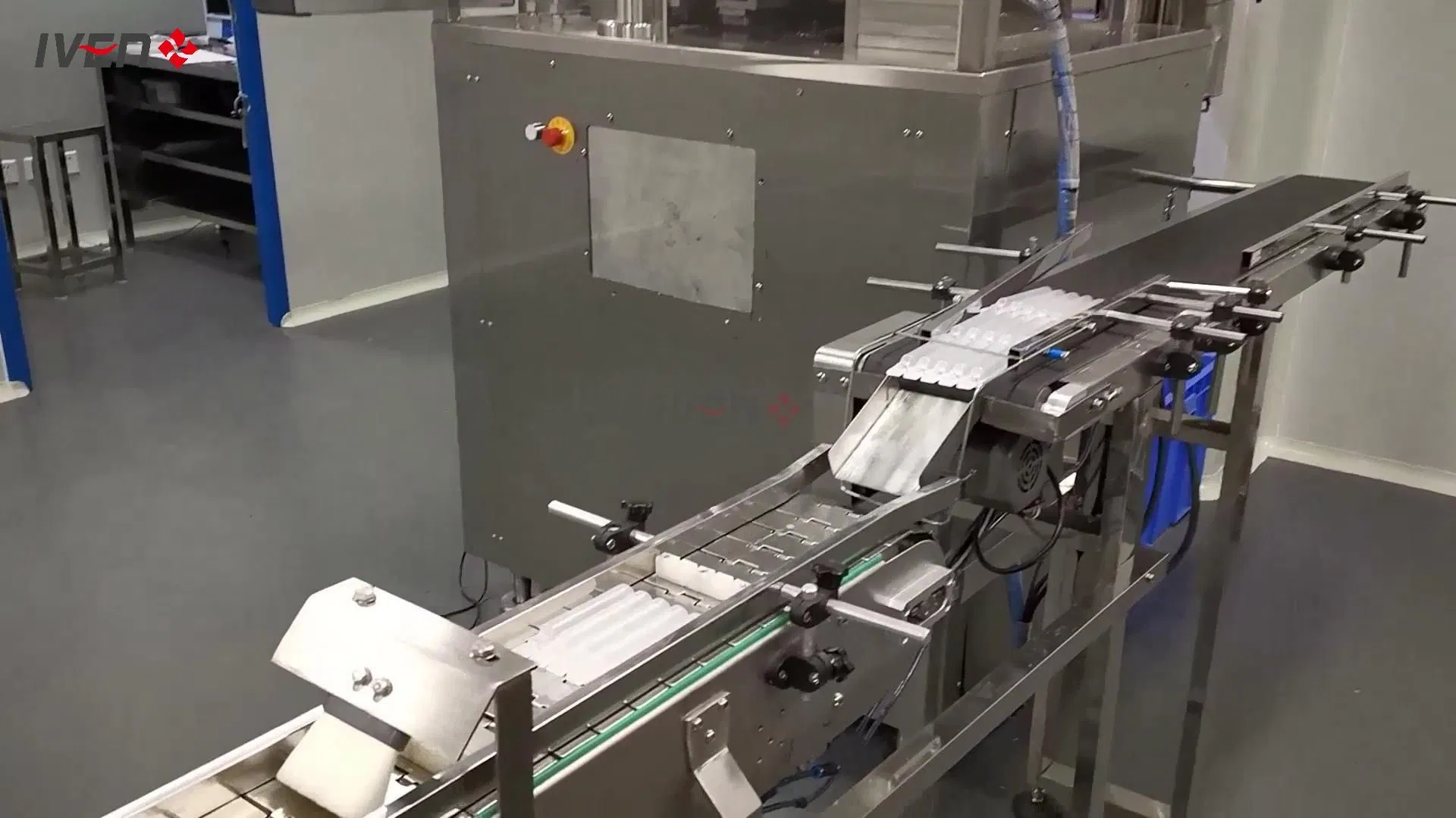 PE/PP Liquid Filling Equipment System Bfs Plastic Bottle Tamper-Proof Sealing Unit