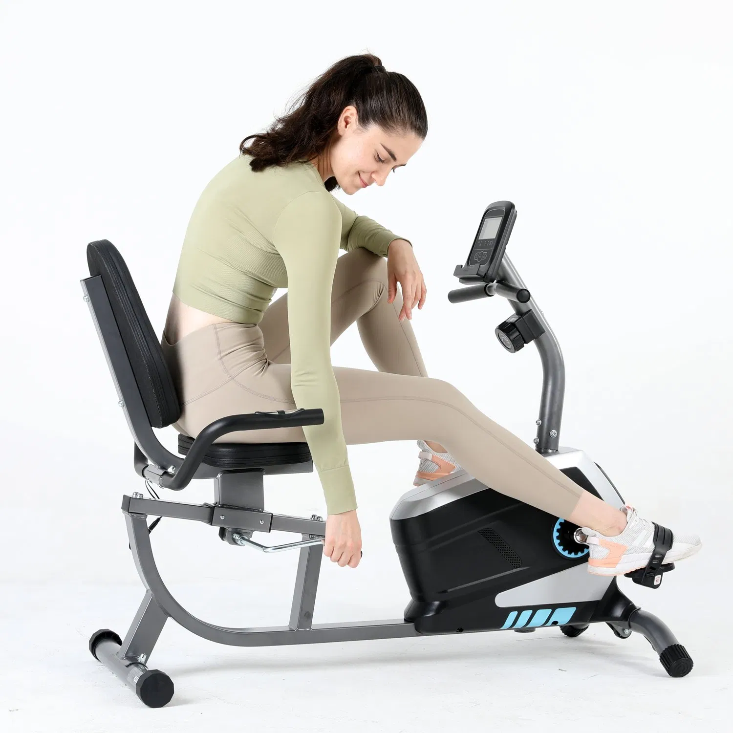 New Design Magnetic Resistance Gym Fitness Machine Recumbent Exercise Bike Spinning Bike Commercial Recumbent Bike