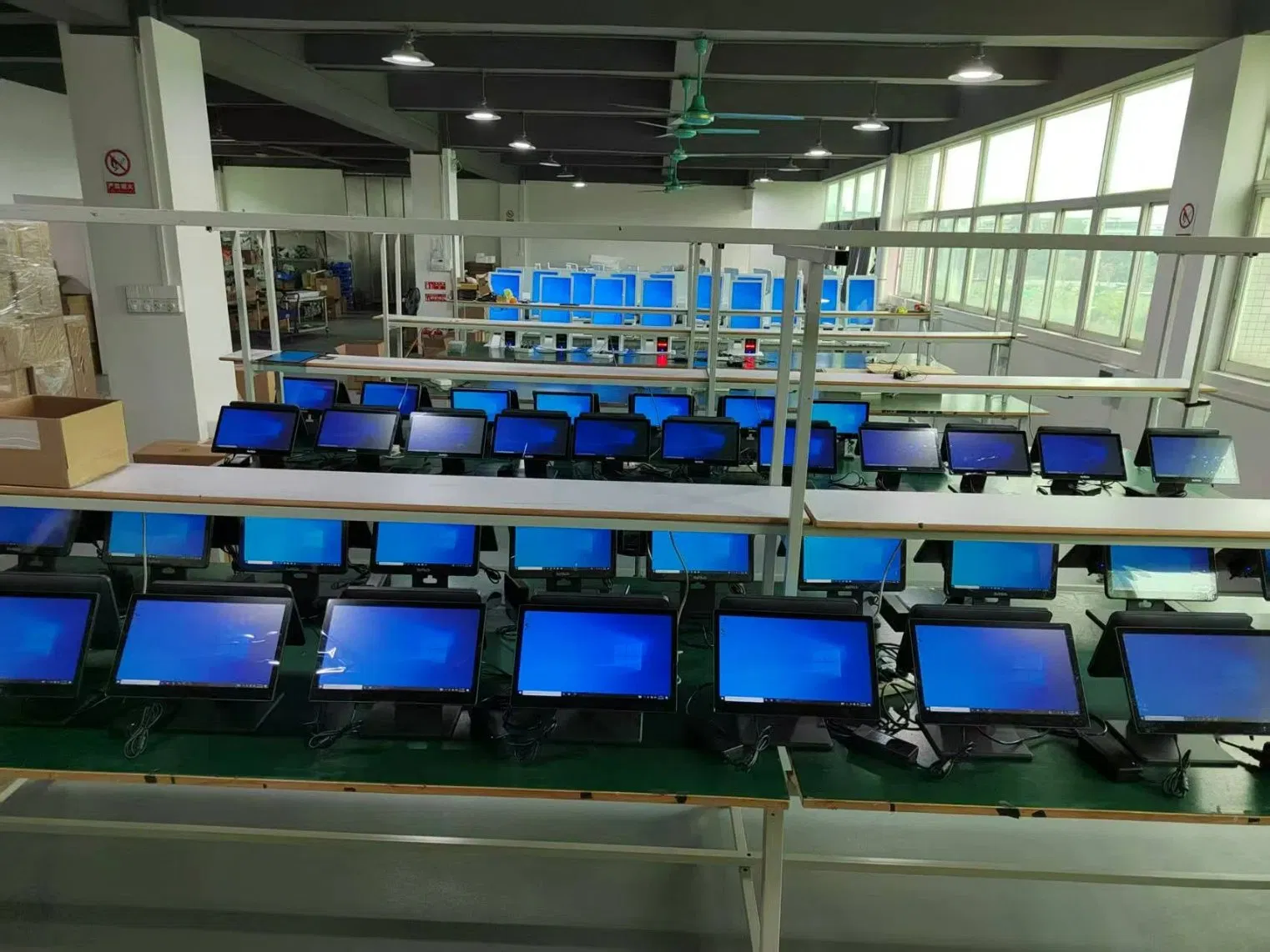 Durable 15.6" All-in-One POS System with Slim Aluminum Body, Windows/Android OS