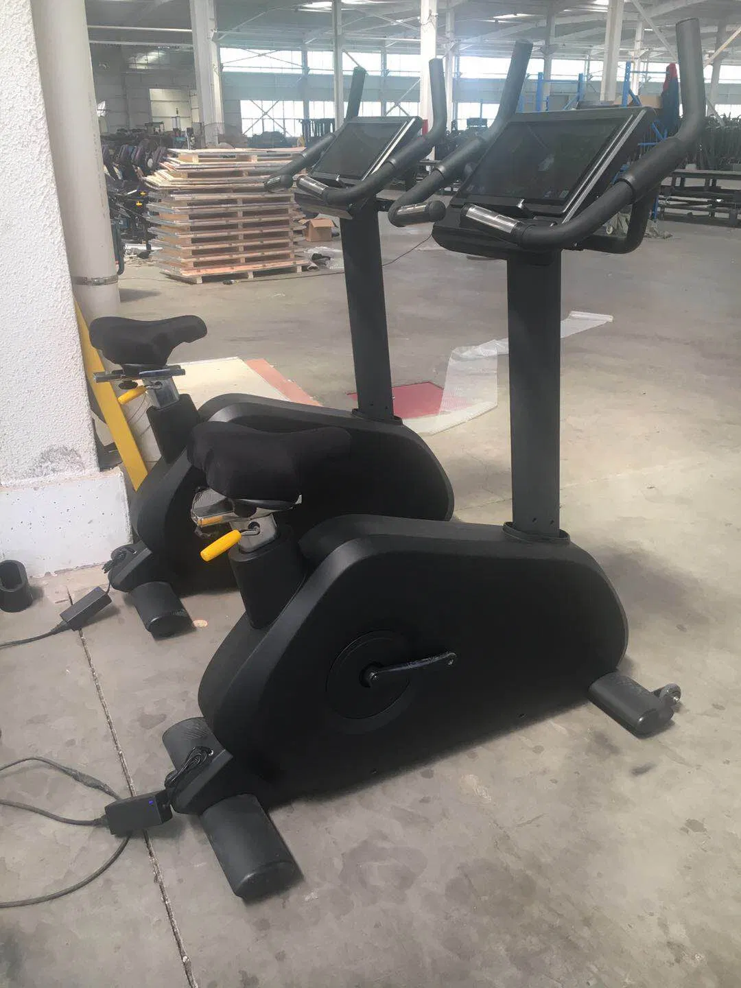 House Indoor Home Use Custom Fitness Bike Stationary Bike Upright Cycle with Factory Price